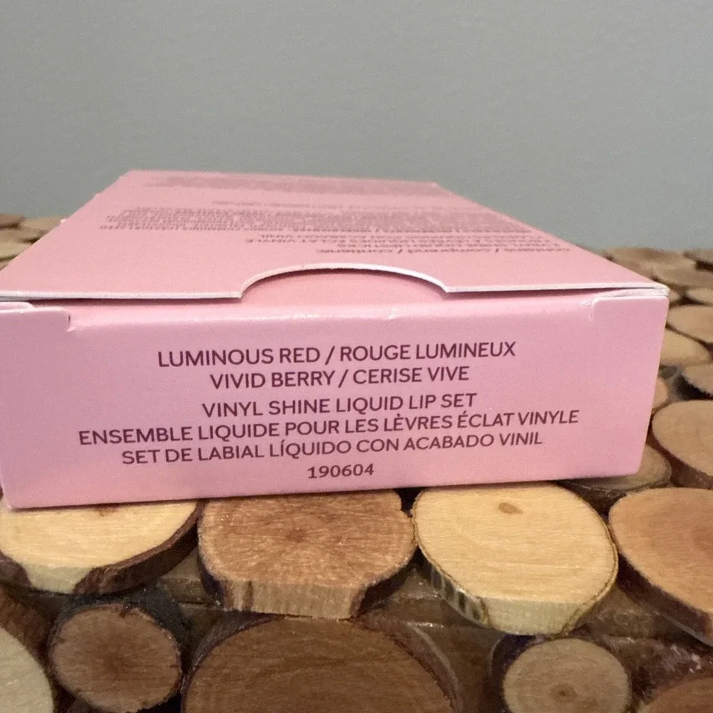Mary Kay Vinyl Shine‎ Liquid Lip Set LUMINOUS RED & VIVID BERRY NIB